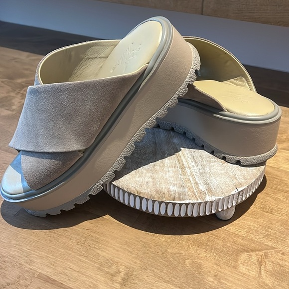 Women's Beige Suede Slide Sandals - Picture 3 of 10